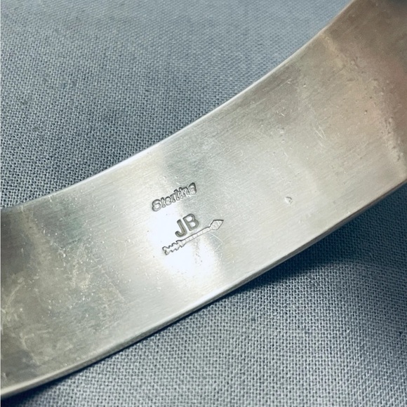 Johnny Begay Vintage Navajo Storyteller Bracelet and Vintage Navajo Earrings - Picture 2 of 9